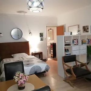 hebergement-entier-studio-20-m2.midi-pyreneeshotels.com/